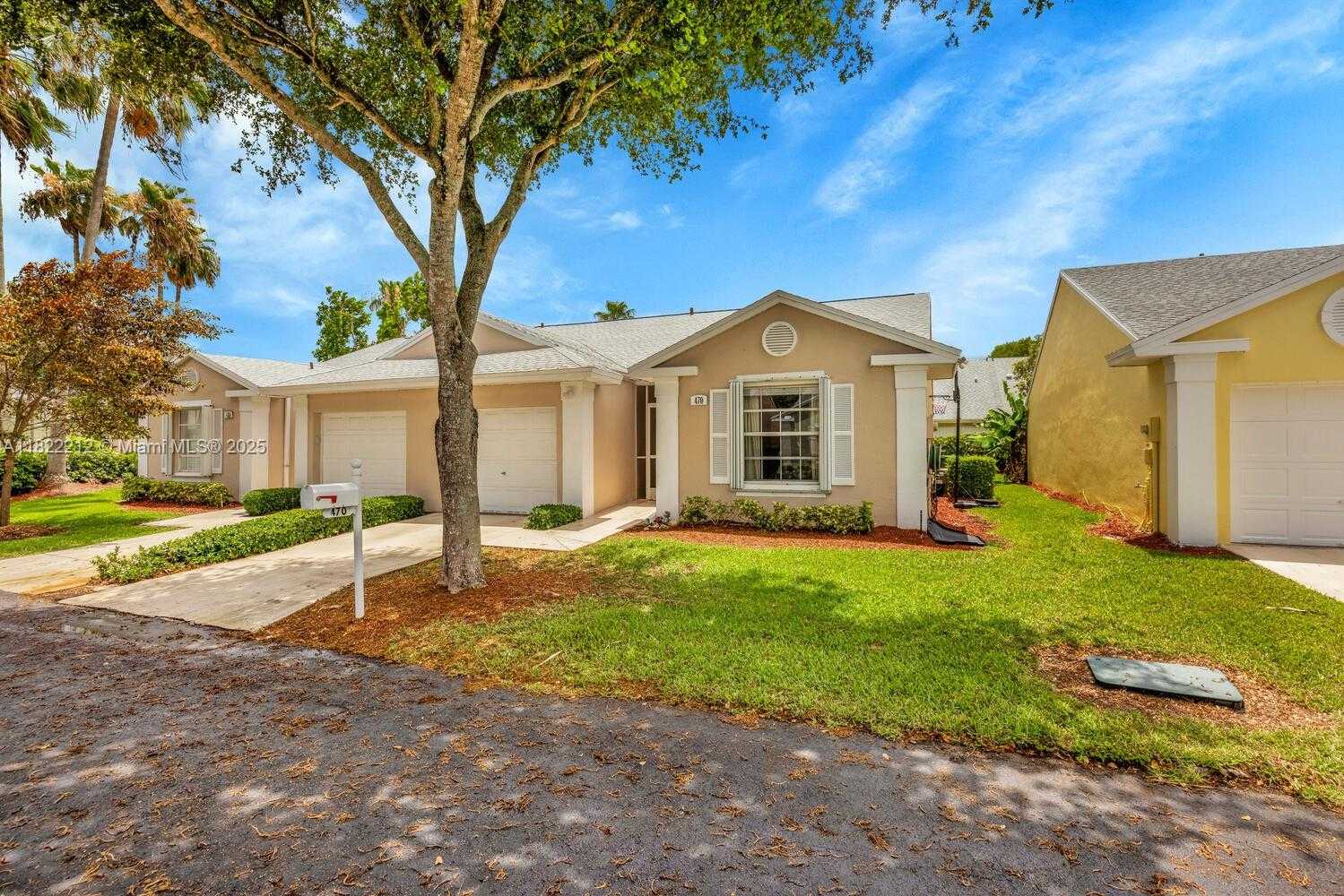 Small Image of 470 SOUTH EAST 21ST LN, Homestead Number 2