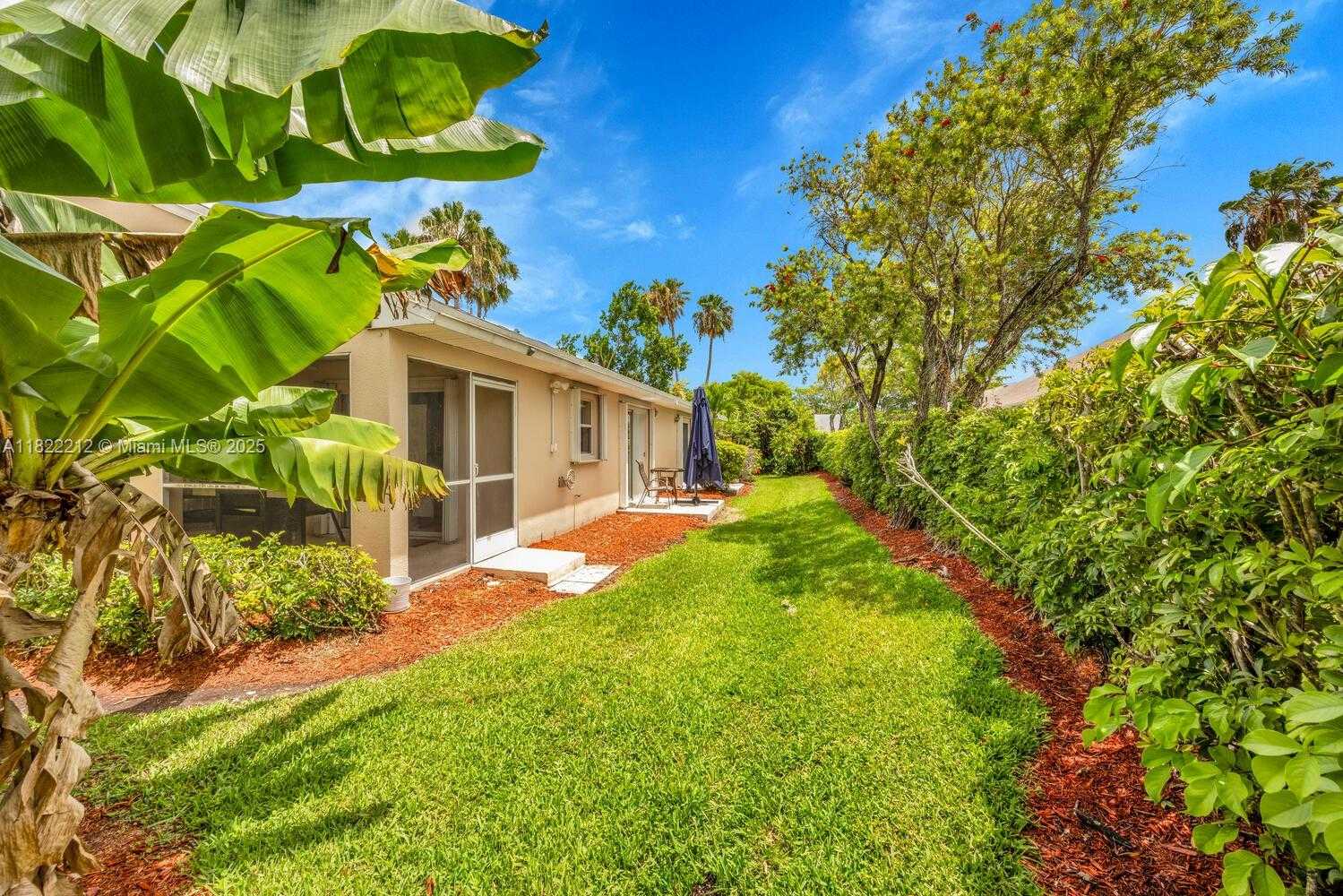 Small Image of 470 SOUTH EAST 21ST LN, Homestead Number 22