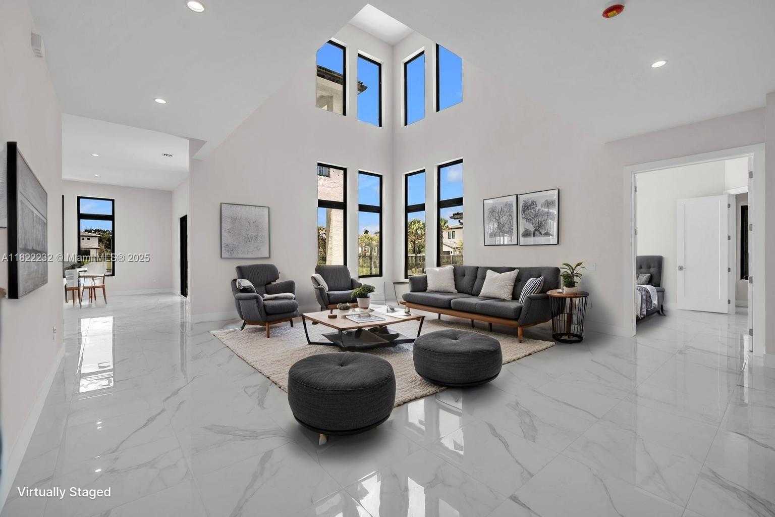 Small Image of 3511 ASHWOOD CIR S, Hollywood Number 10