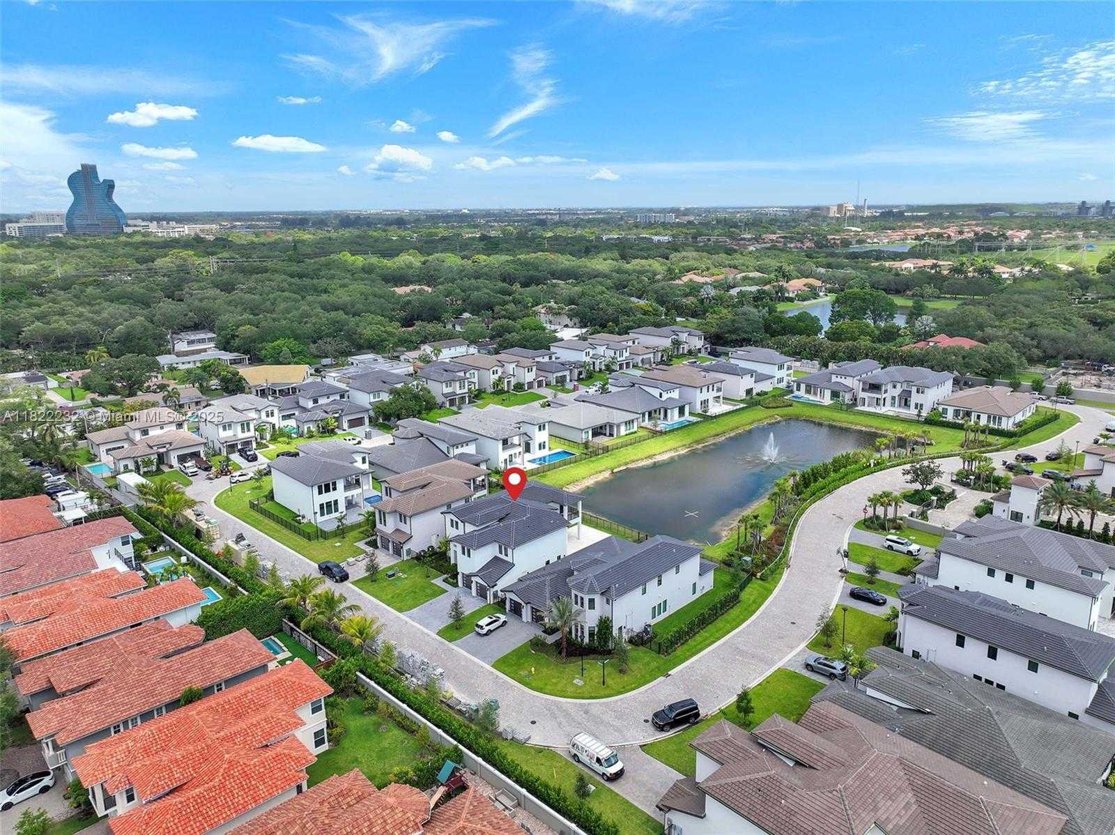 Small Image of 3511 ASHWOOD CIR S, Hollywood Number 60