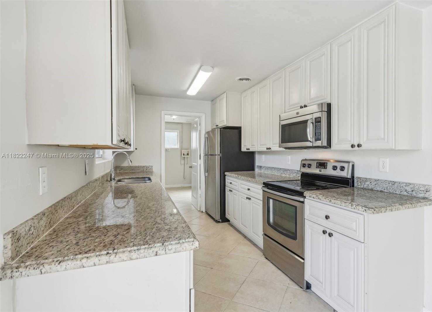 Small Image of 1700 SOUTH WEST 5TH AVE, Pompano Beach Number 10