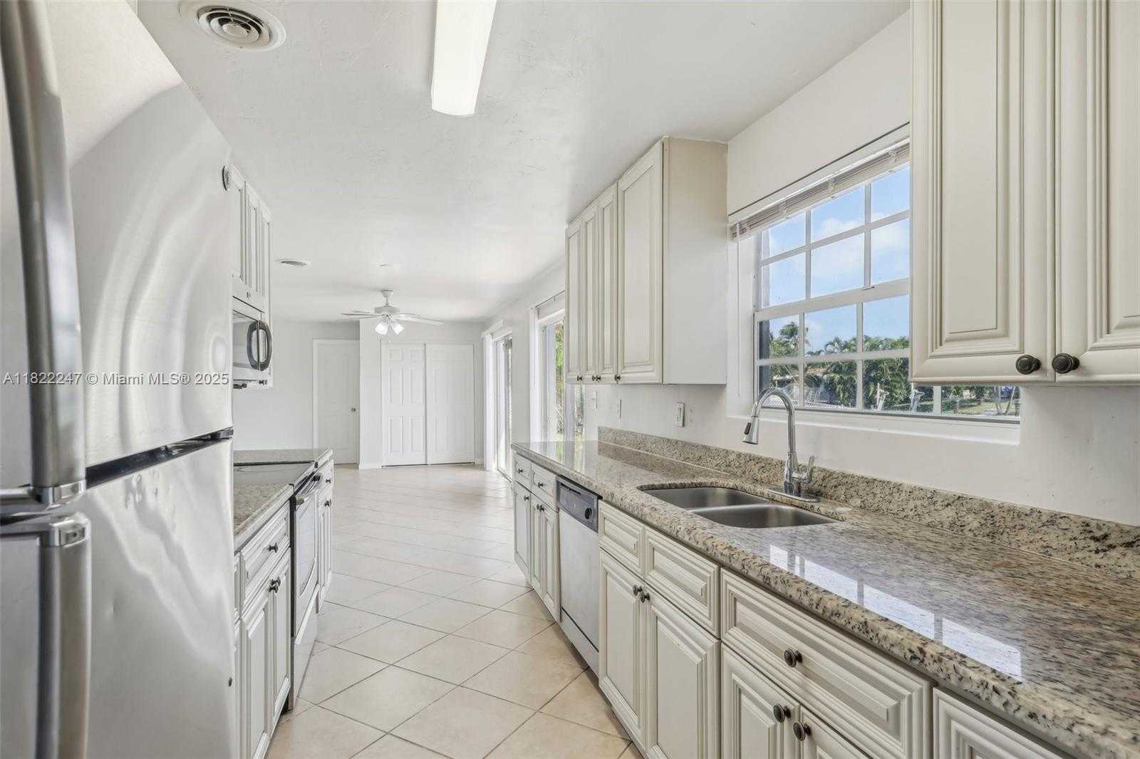 Small Image of 1700 SOUTH WEST 5TH AVE, Pompano Beach Number 12