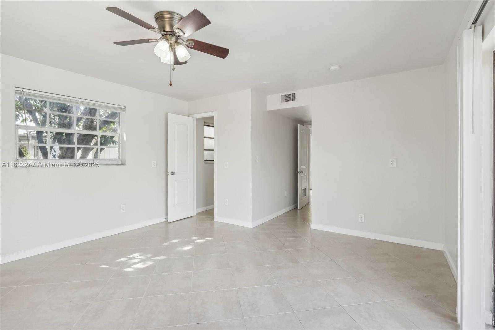Small Image of 1700 SOUTH WEST 5TH AVE, Pompano Beach Number 19
