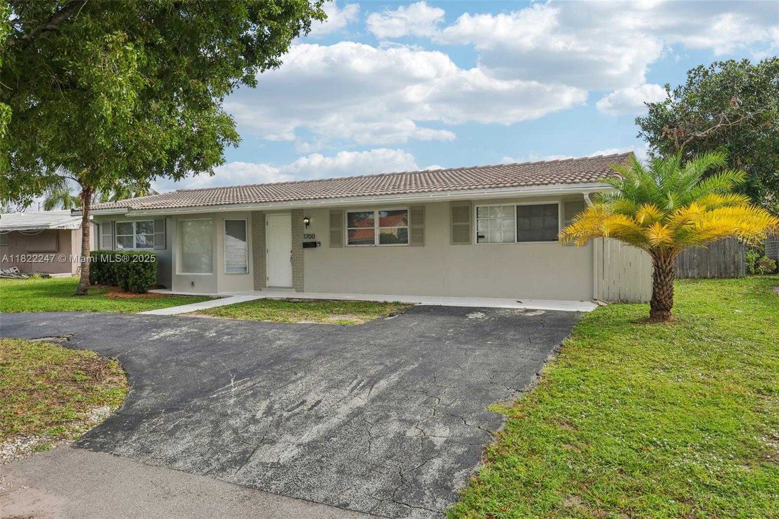 Small Image of 1700 SOUTH WEST 5TH AVE, Pompano Beach Number 3