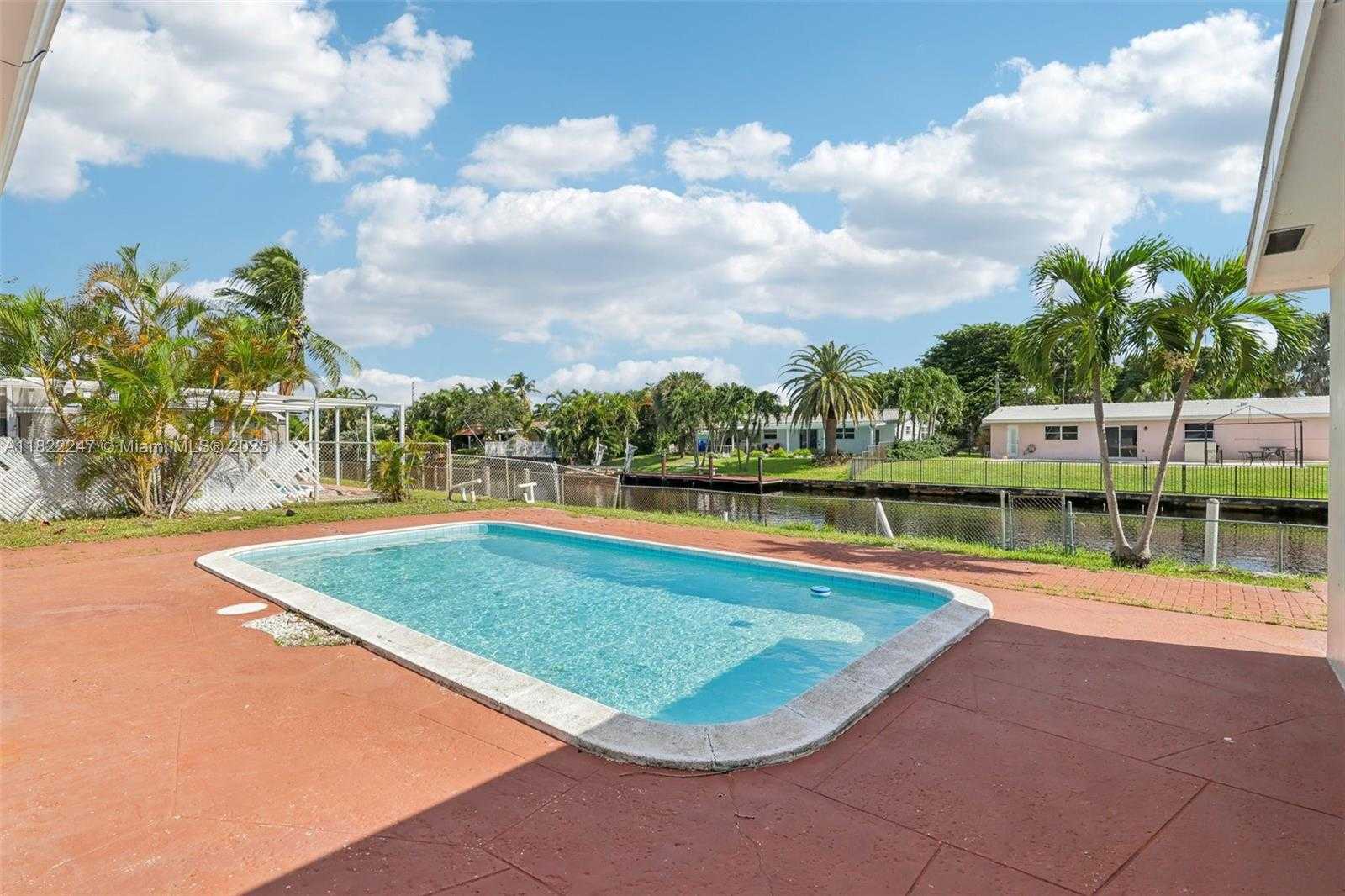 Small Image of 1700 SOUTH WEST 5TH AVE, Pompano Beach Number 32
