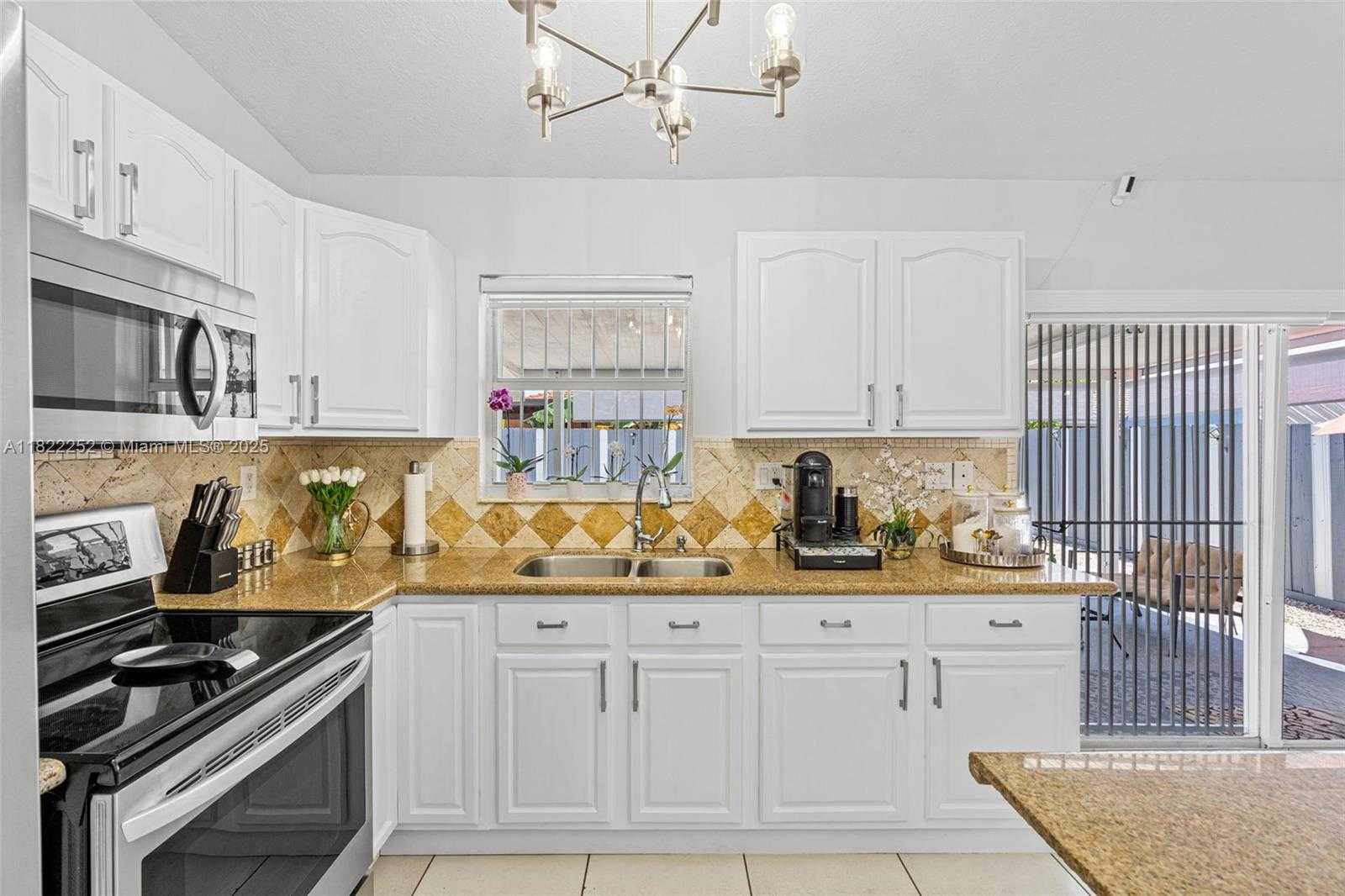 Small Image of 13254 SOUTH WEST 275TH LN, Homestead Number 14