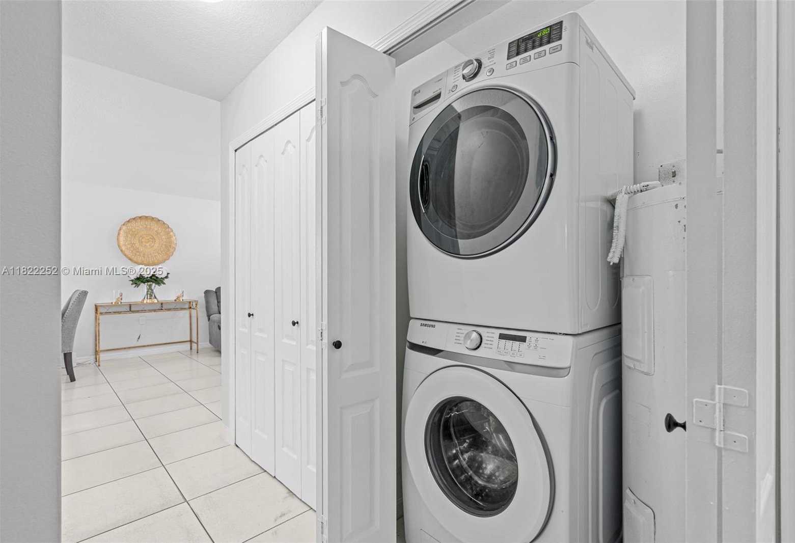 Small Image of 13254 SOUTH WEST 275TH LN, Homestead Number 17