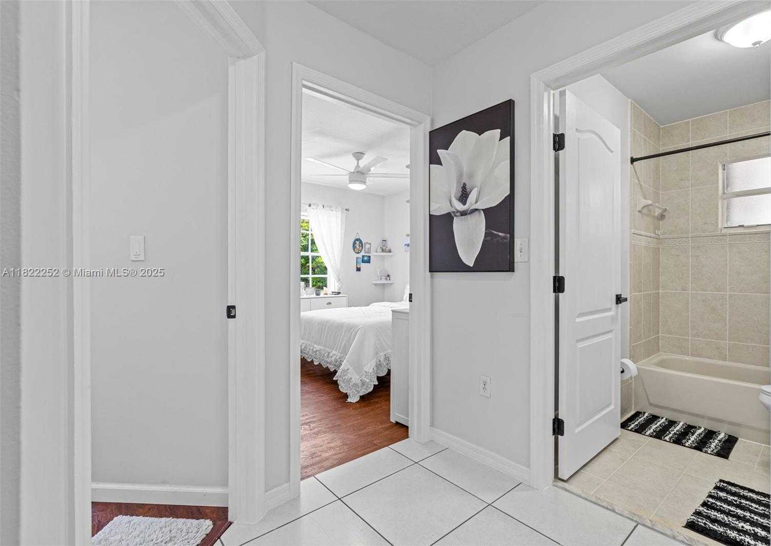 Small Image of 13254 SOUTH WEST 275TH LN, Homestead Number 18