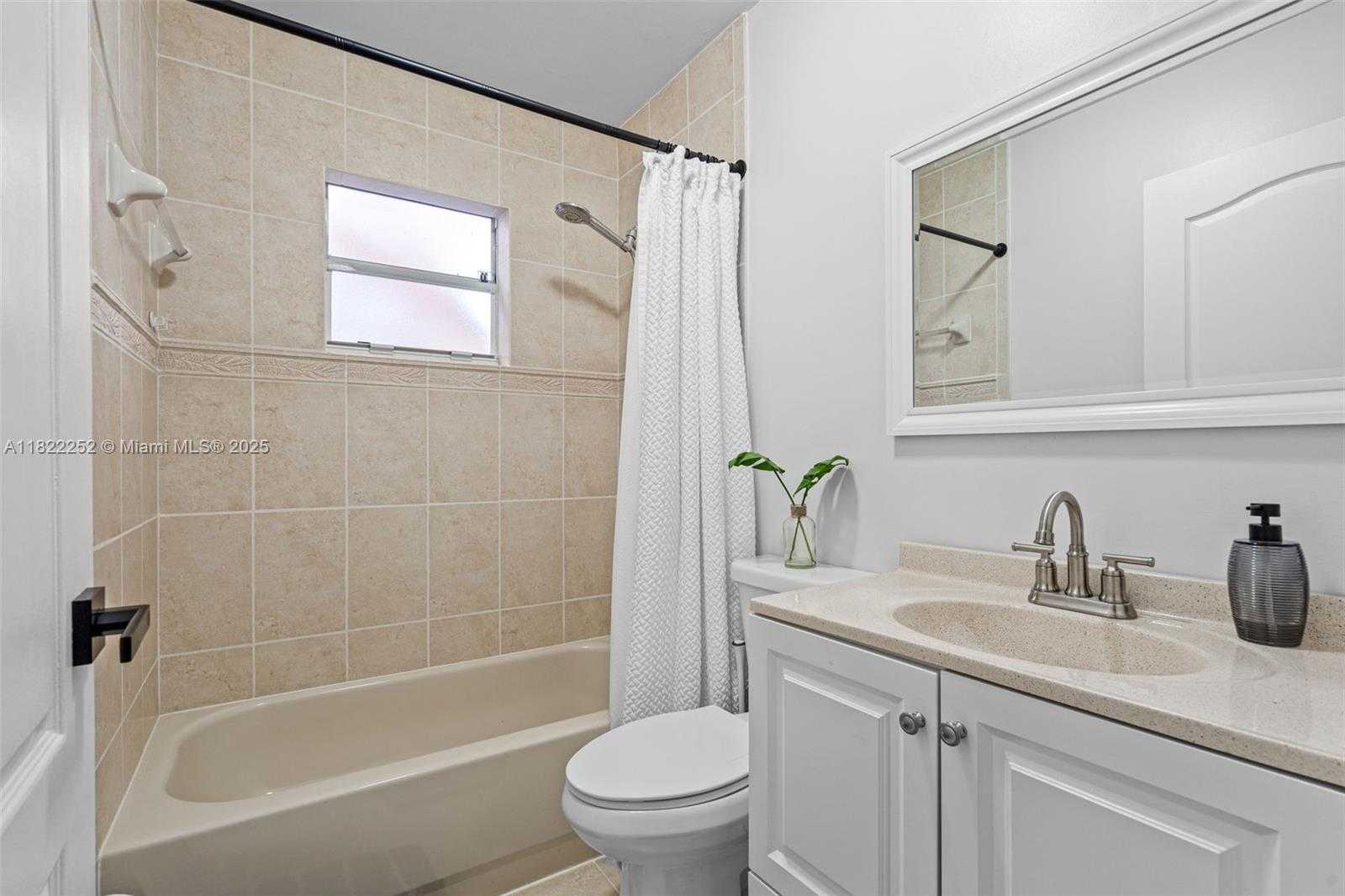 Small Image of 13254 SOUTH WEST 275TH LN, Homestead Number 27