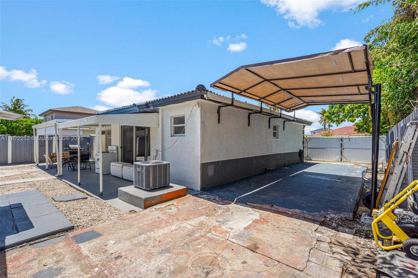 Small Image of 13254 SOUTH WEST 275TH LN, Homestead Number 33
