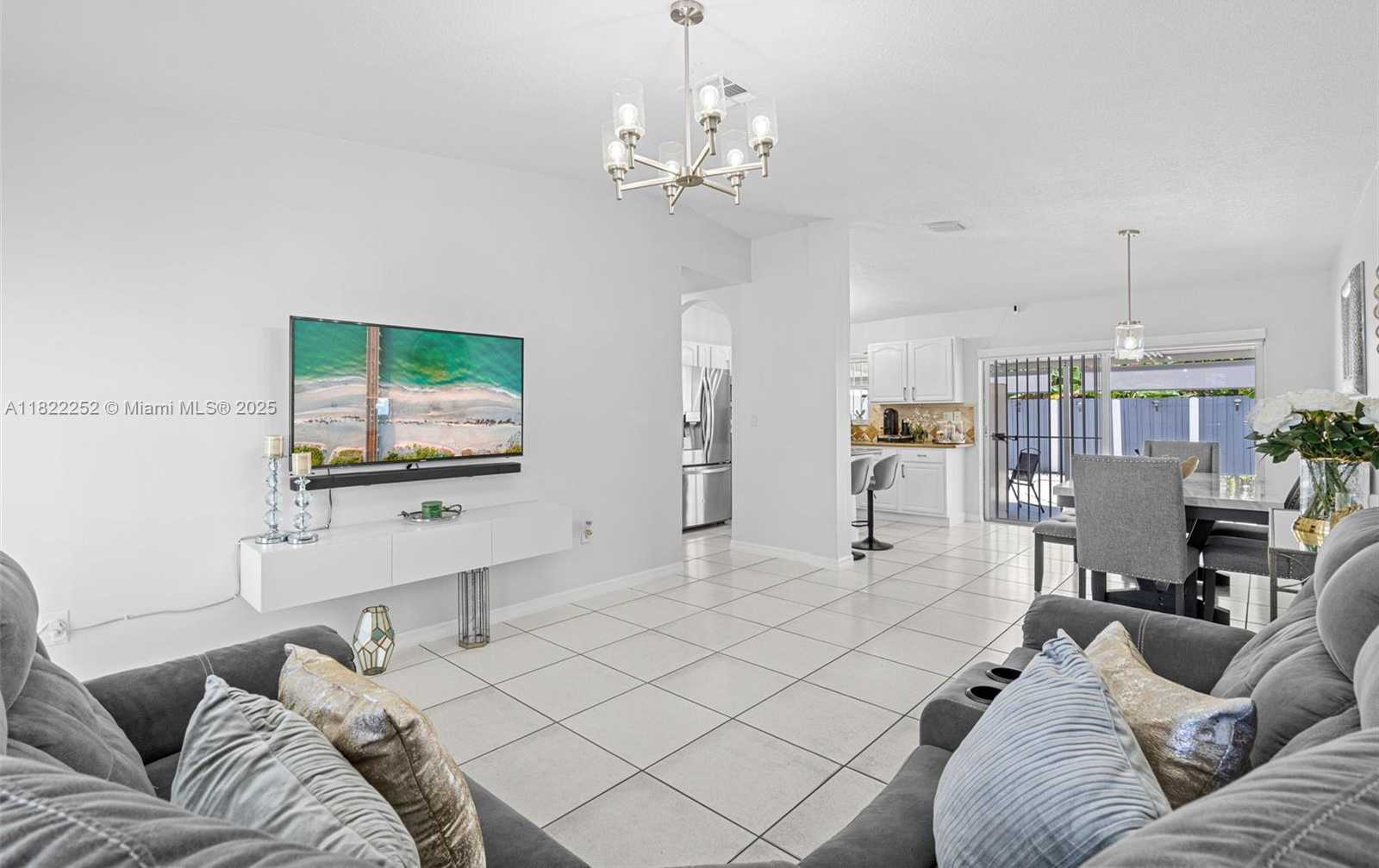 Small Image of 13254 SOUTH WEST 275TH LN, Homestead Number 5