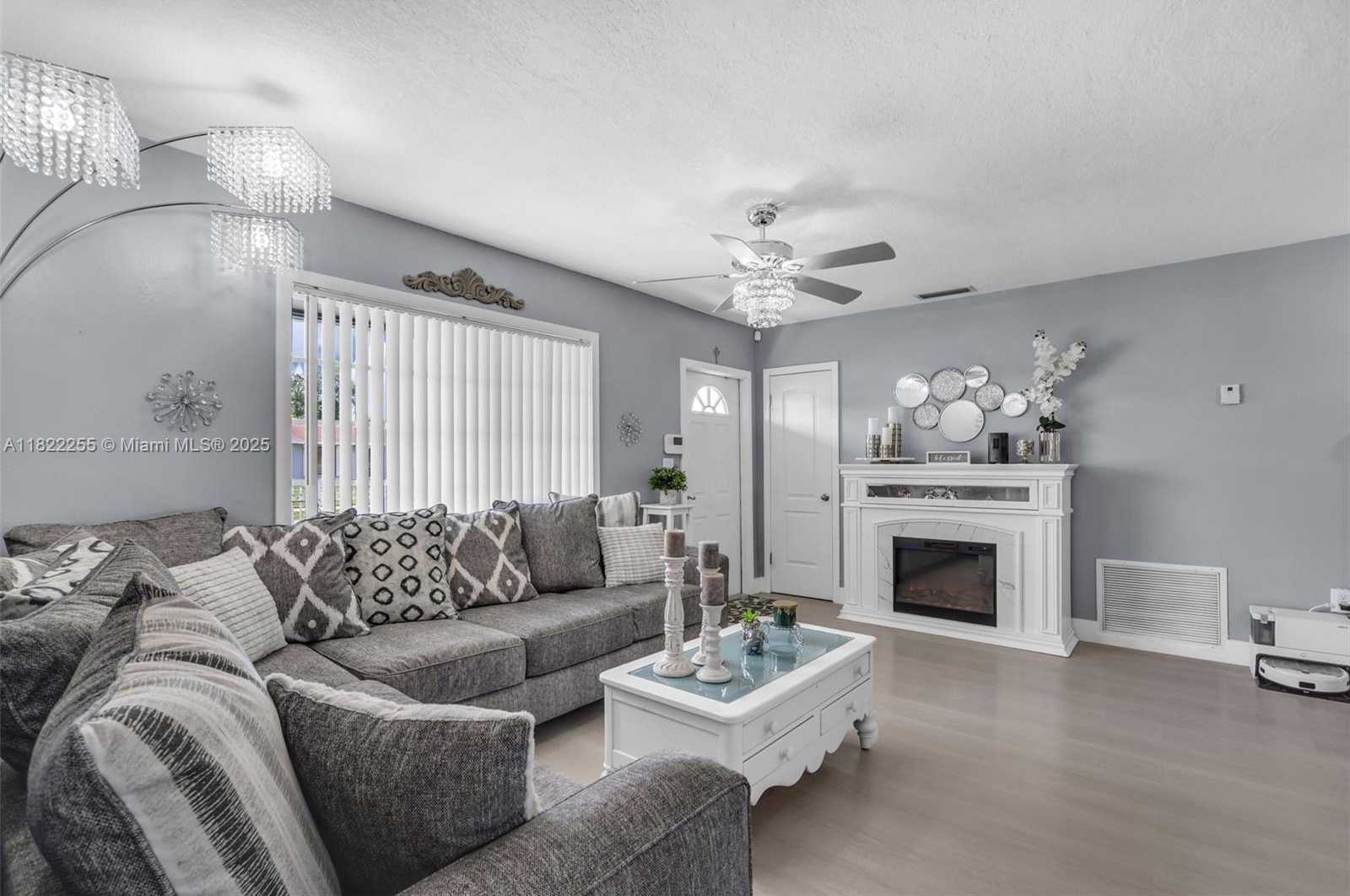 Small Image of 19725 NORTH WEST 32ND CT, Miami Gardens Number 7