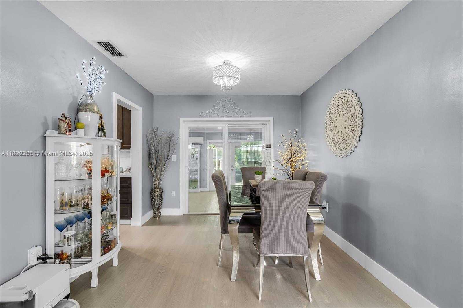 Small Image of 19725 NORTH WEST 32ND CT, Miami Gardens Number 8