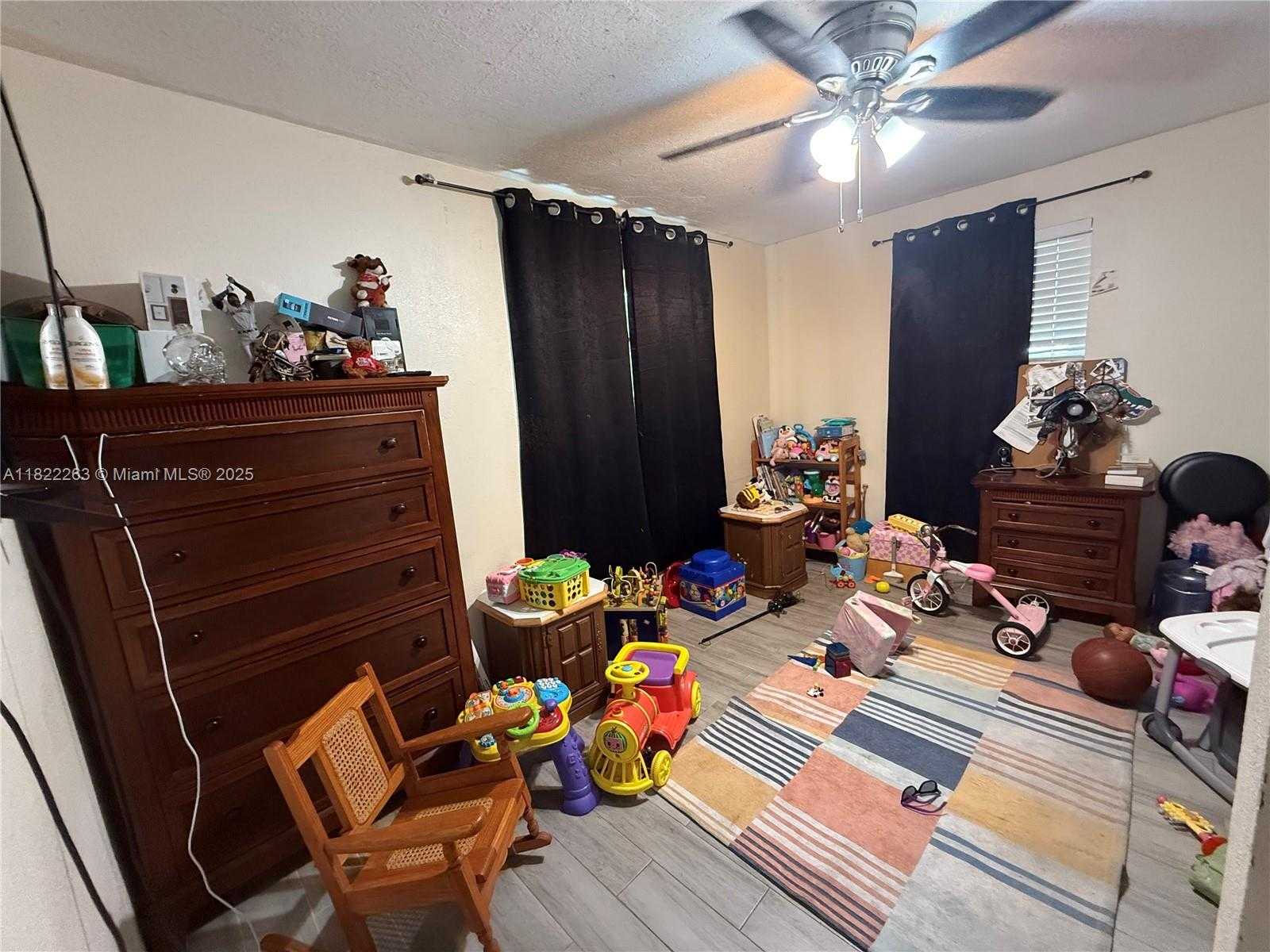Small Image of 6604 RALEIGH ST, Hollywood Number 9