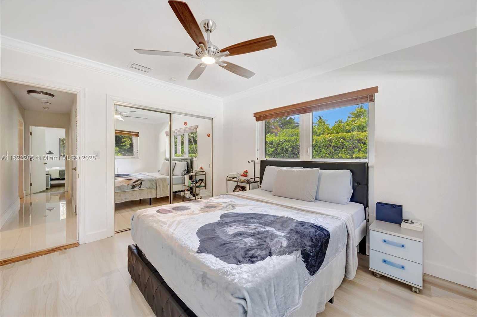 Small Image of 11230 SOUTH WEST 69TH CT, Pinecrest Number 11