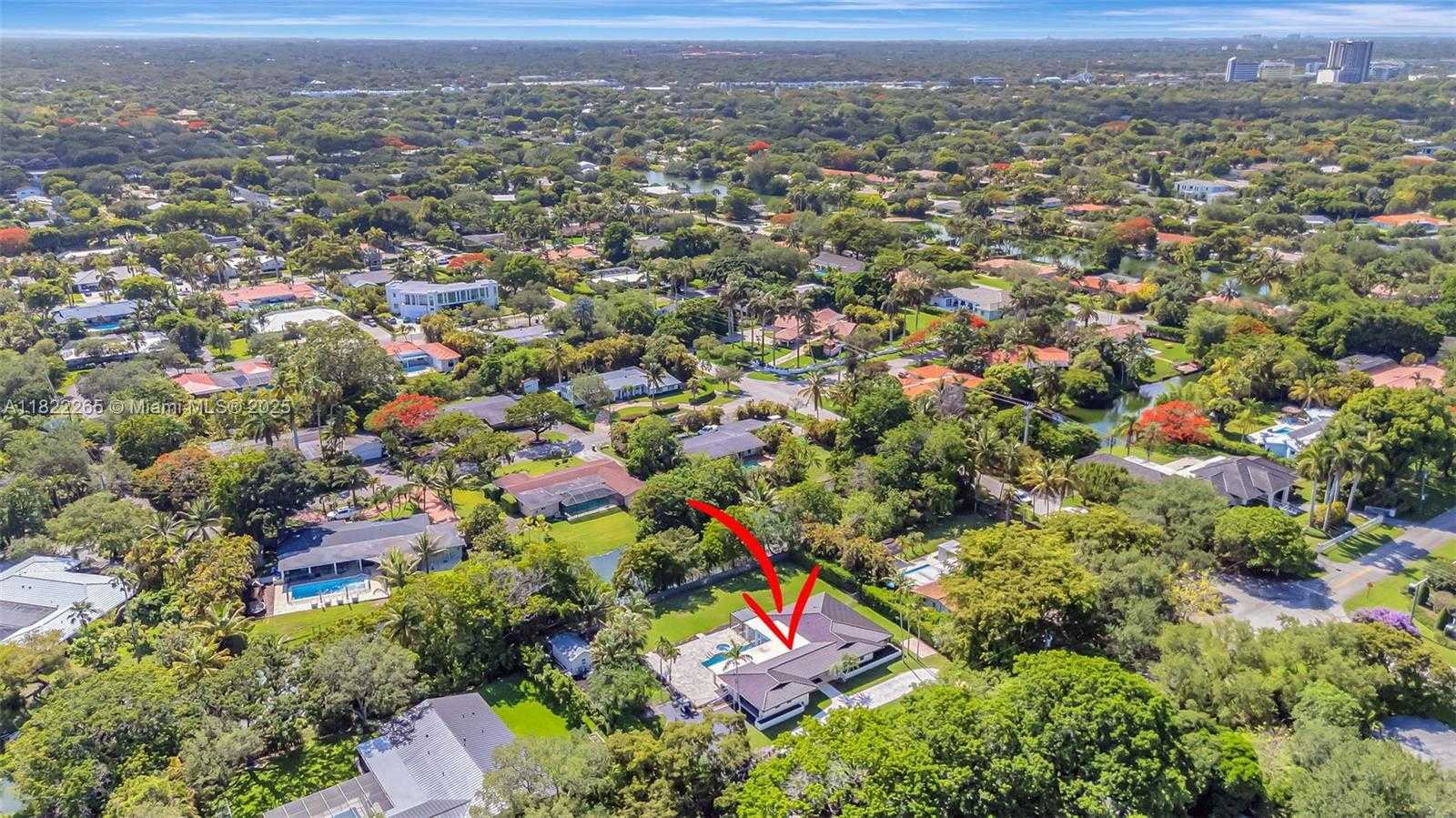 Small Image of 11230 SOUTH WEST 69TH CT, Pinecrest Number 41