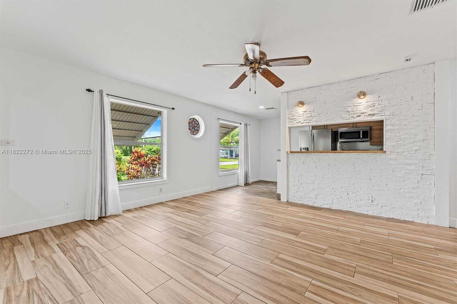 Small Image of 6073 NORTH WEST 27TH ST, Margate Number 13