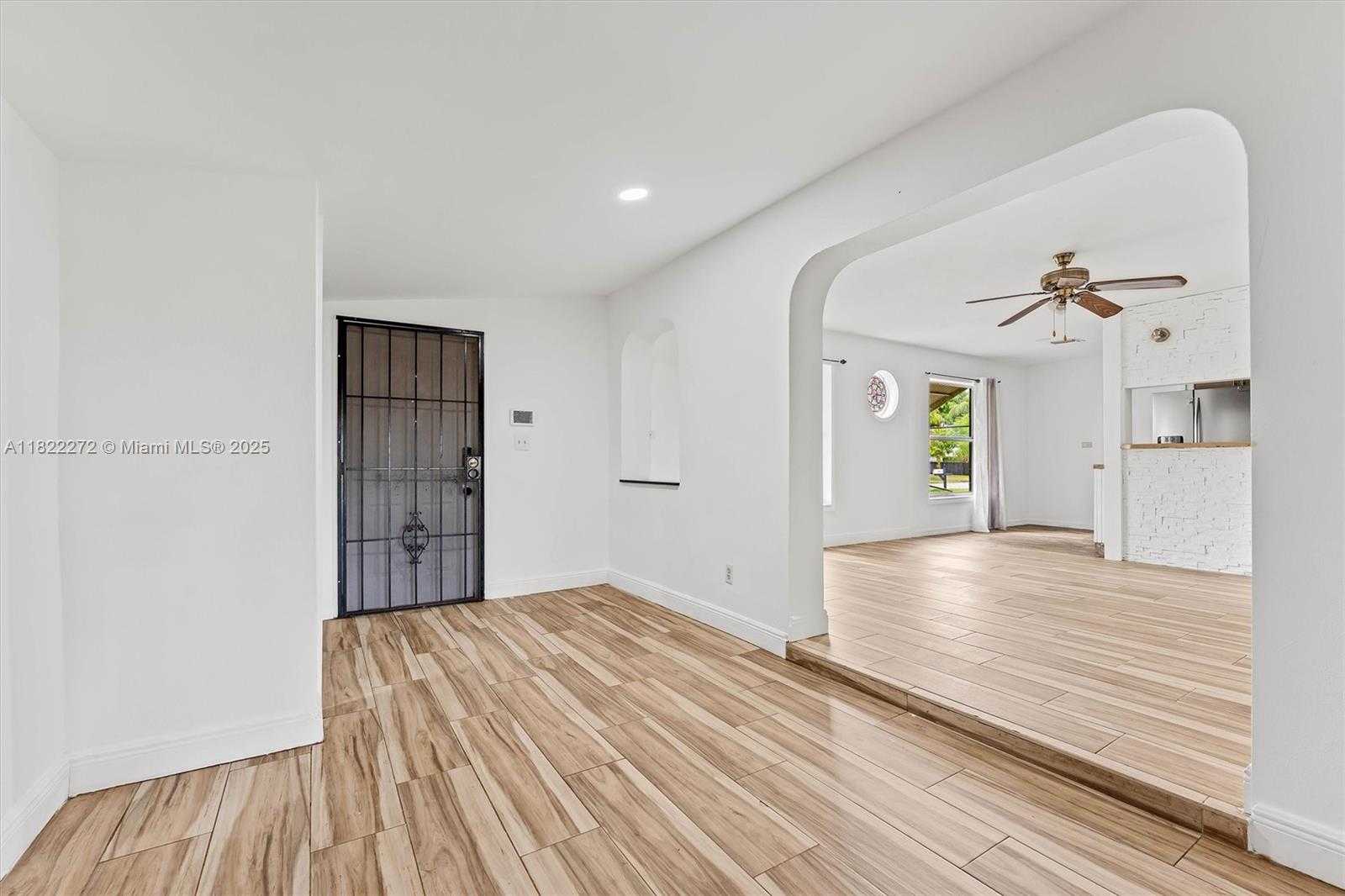 Small Image of 6073 NORTH WEST 27TH ST, Margate Number 6