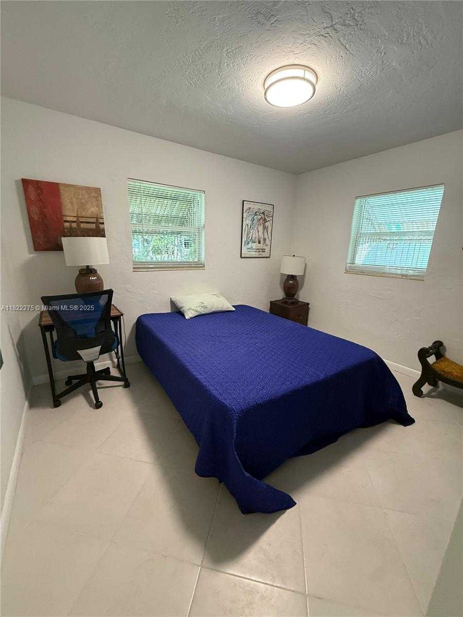 Small Image of 205 SOUTH WEST 21ST WAY, Fort Lauderdale Number 27
