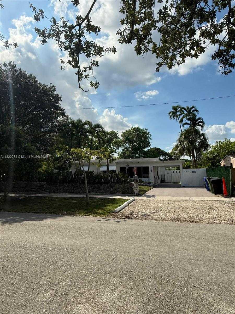 Small Image of 205 SOUTH WEST 21ST WAY, Fort Lauderdale Number 4
