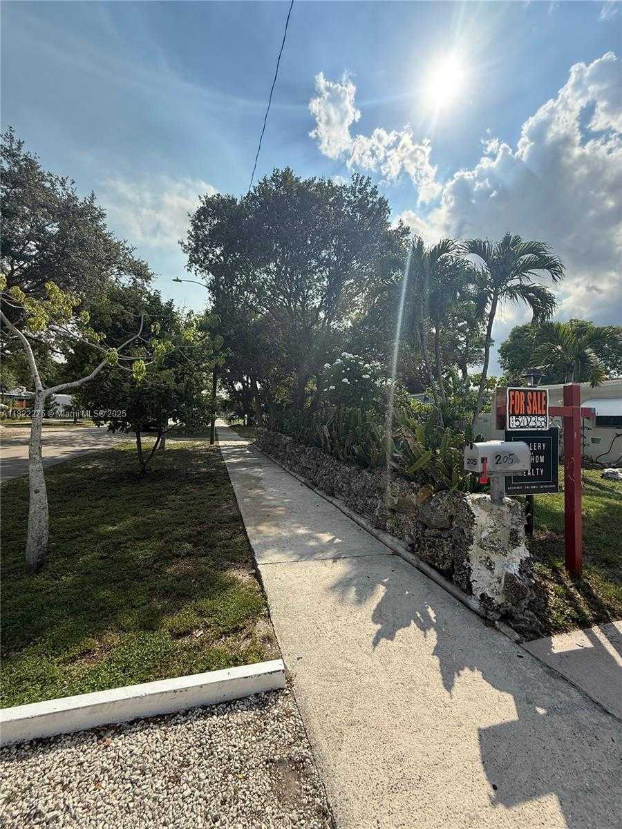 Small Image of 205 SOUTH WEST 21ST WAY, Fort Lauderdale Number 8