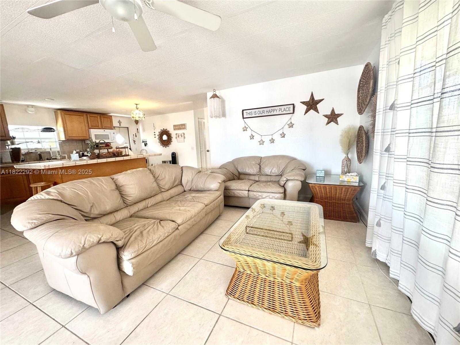 Small Image of 118 BURGUNDY DR, Tavernier Number 11