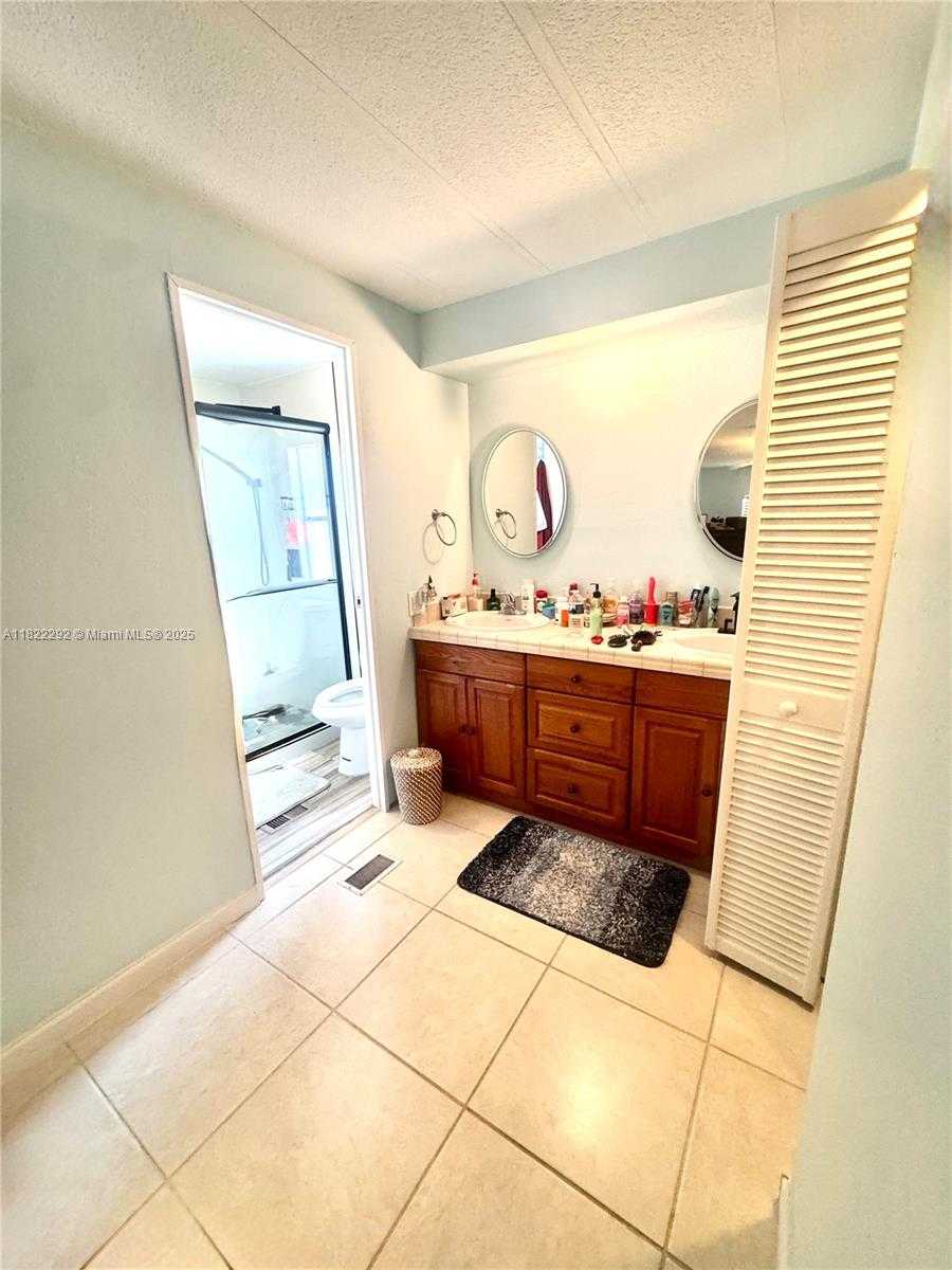 Small Image of 118 BURGUNDY DR, Tavernier Number 15