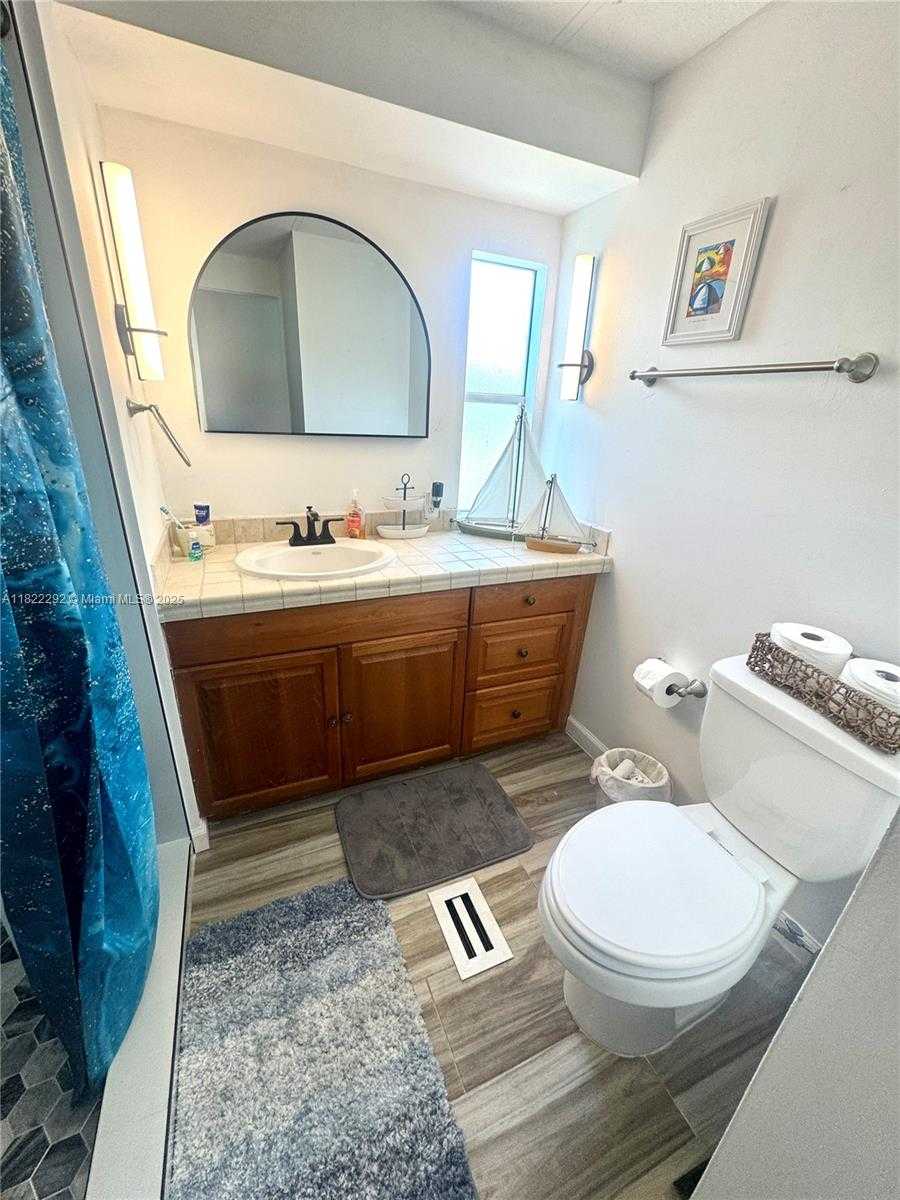Small Image of 118 BURGUNDY DR, Tavernier Number 17