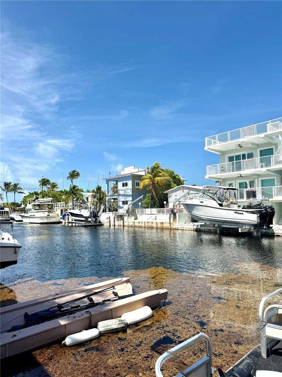 Small Image of 118 BURGUNDY DR, Tavernier Number 2