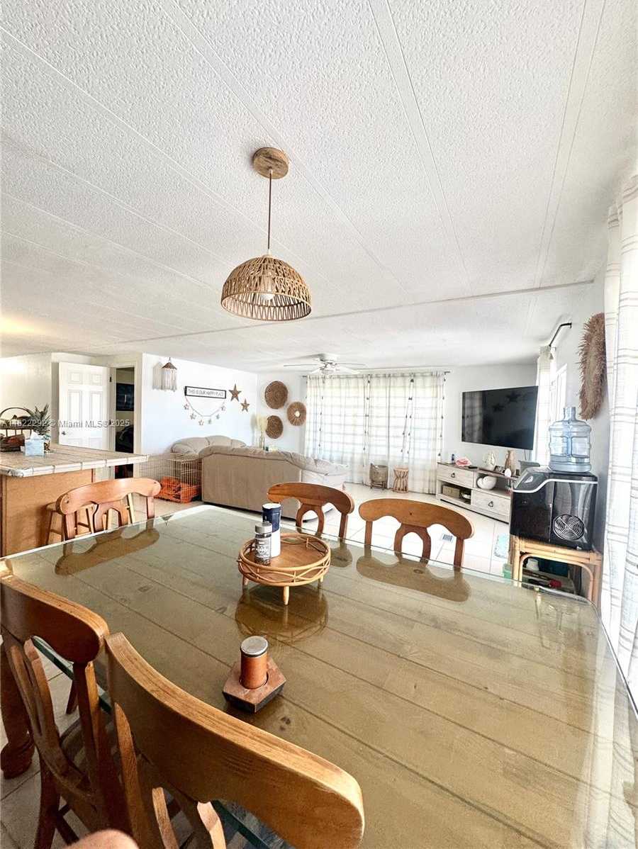 Small Image of 118 BURGUNDY DR, Tavernier Number 9