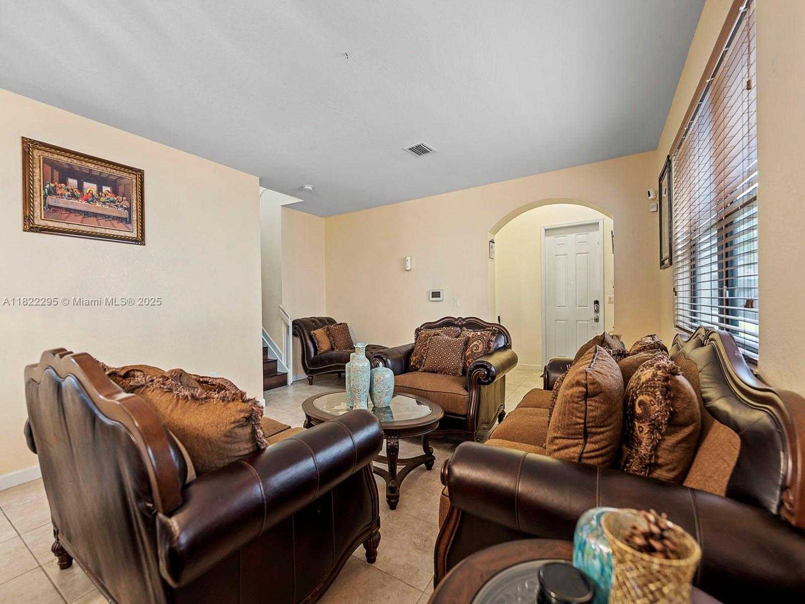 Small Image of 572 SOUTH EAST 34TH TER, Homestead Number 11