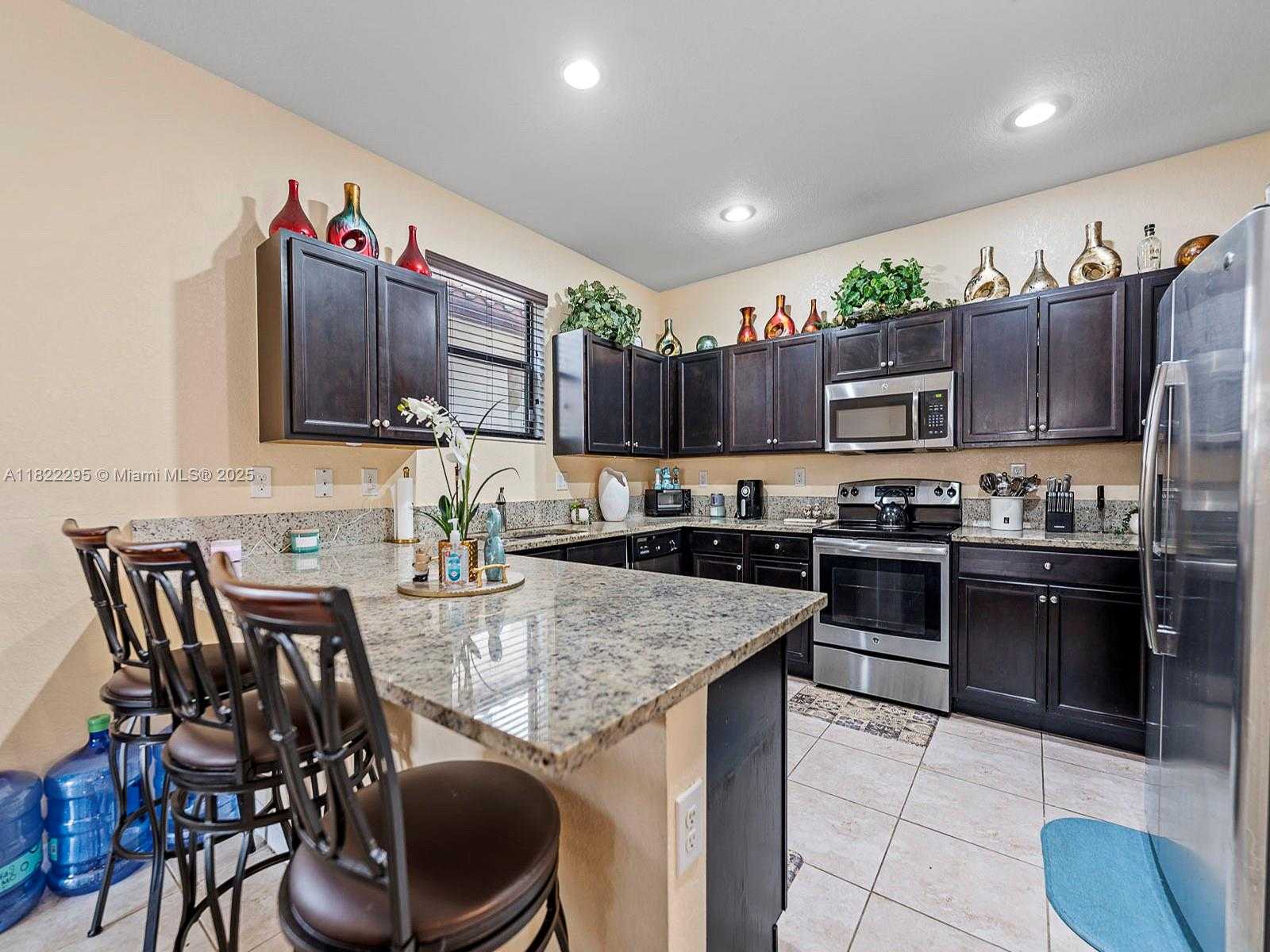 Small Image of 572 SOUTH EAST 34TH TER, Homestead Number 20