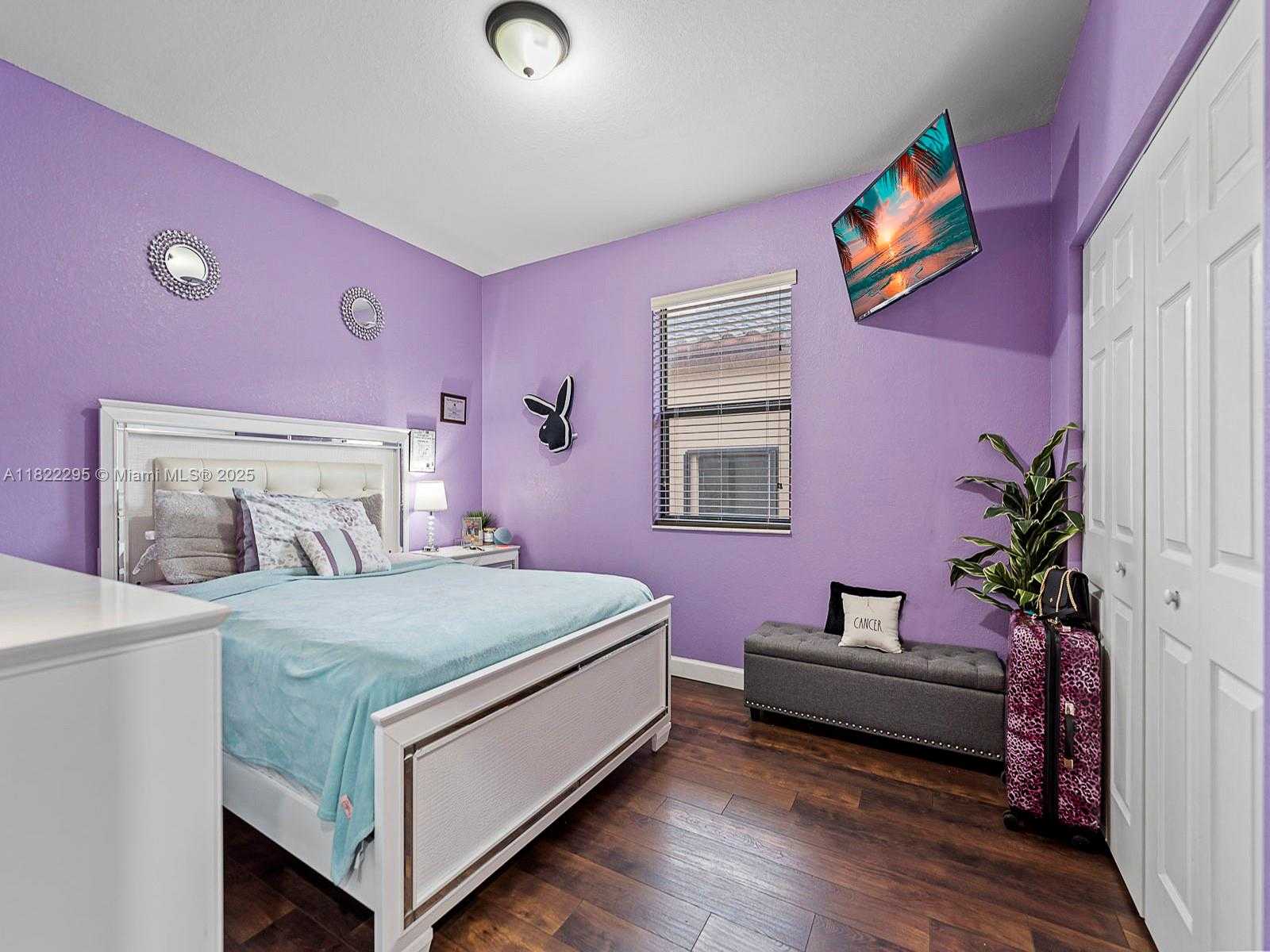 Small Image of 572 SOUTH EAST 34TH TER, Homestead Number 32