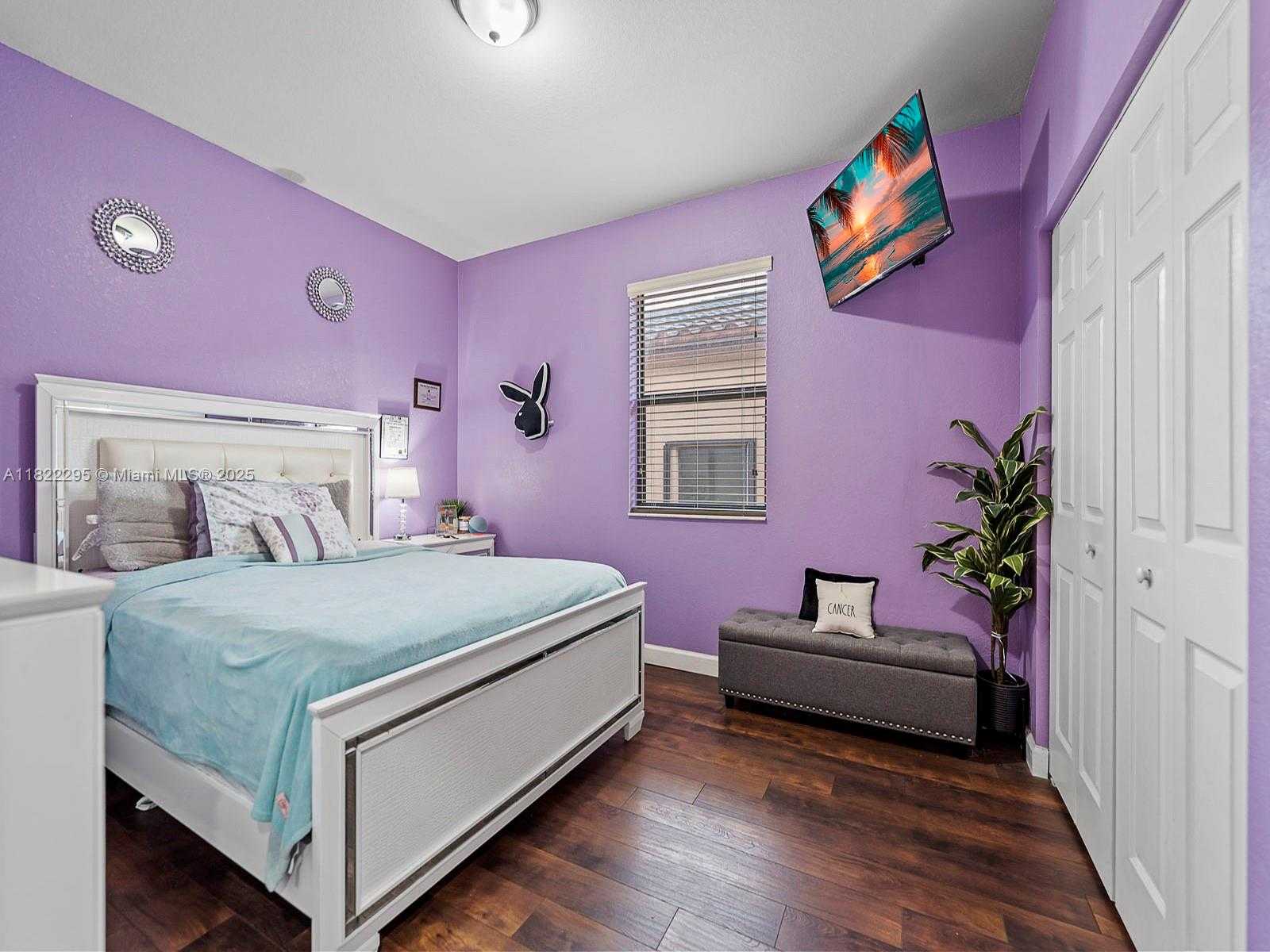 Small Image of 572 SOUTH EAST 34TH TER, Homestead Number 35