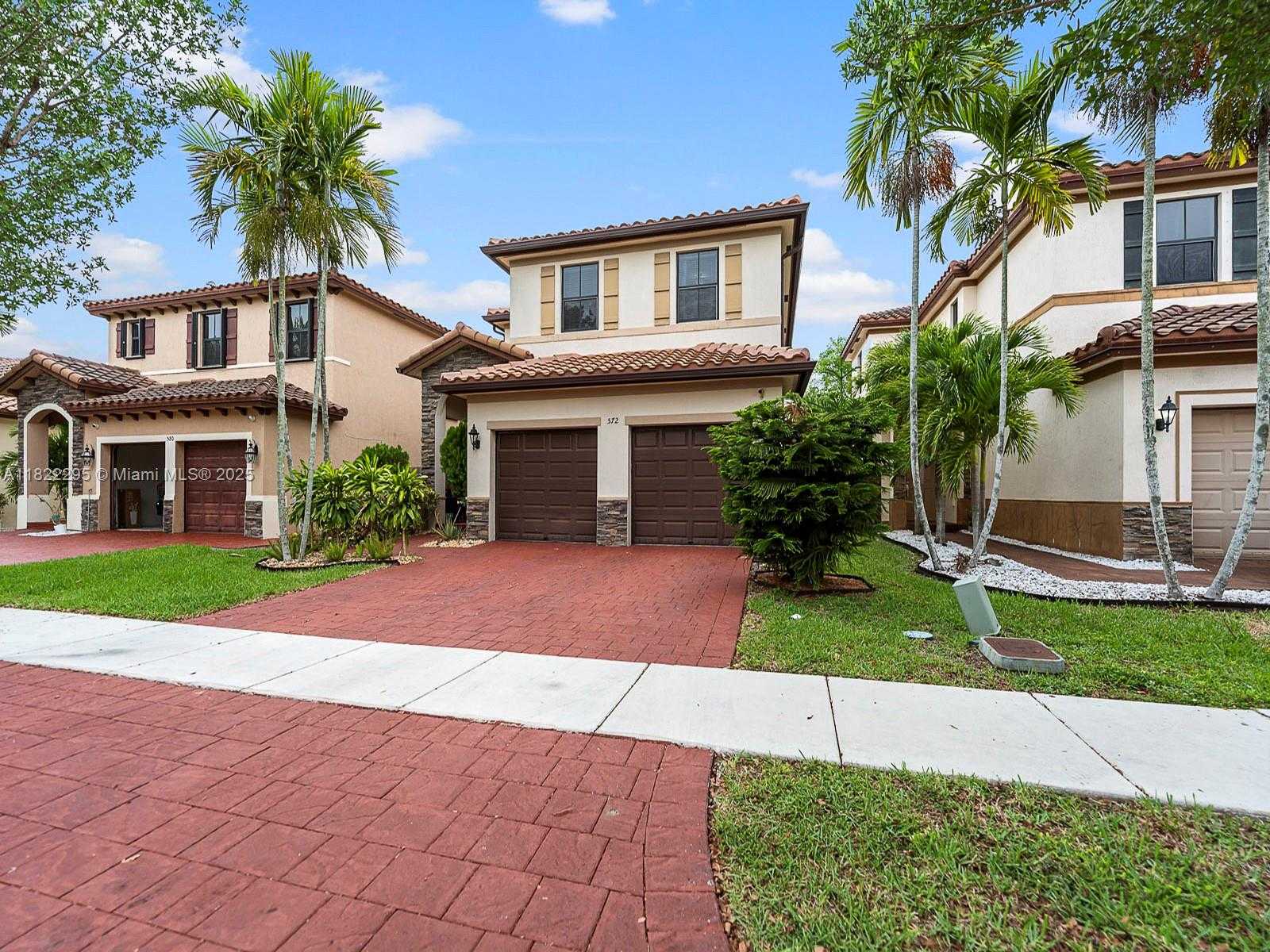 Small Image of 572 SOUTH EAST 34TH TER, Homestead Number 49