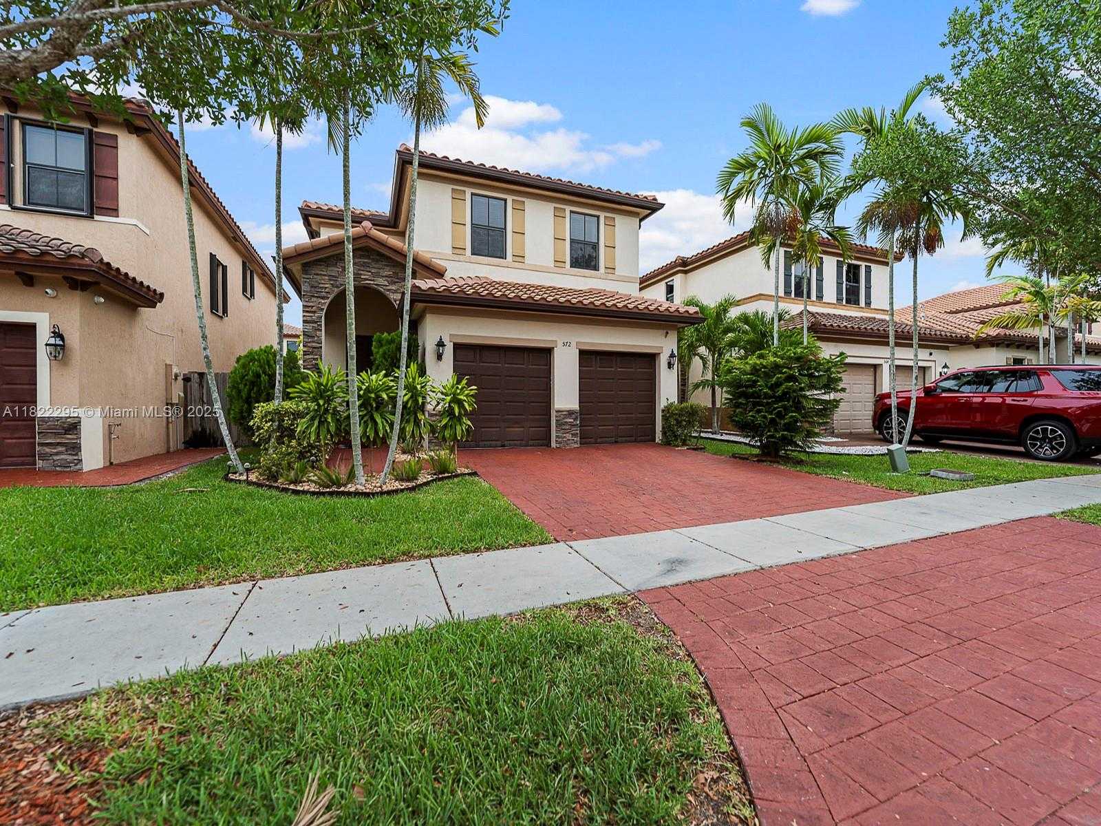 Small Image of 572 SOUTH EAST 34TH TER, Homestead Number 5