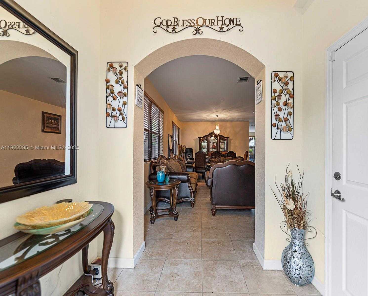 Small Image of 572 SOUTH EAST 34TH TER, Homestead Number 9