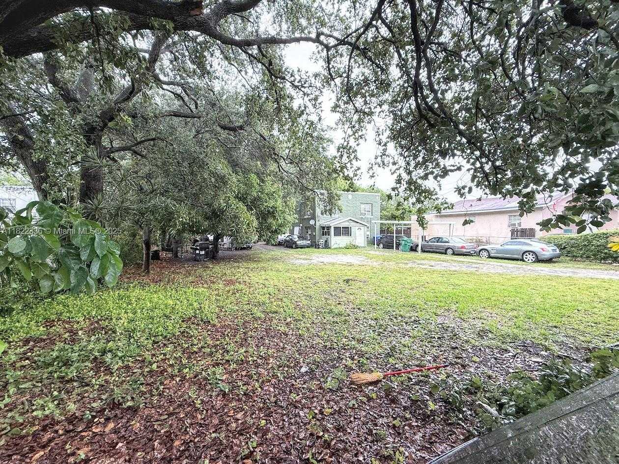 Small Image of 337 NORTH WEST 48TH ST, Miami Number 5