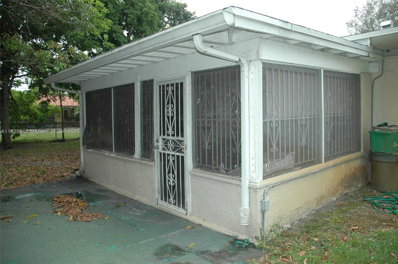 Small Image of 12385 NORTH WEST 4TH AVE, North Miami Number 11