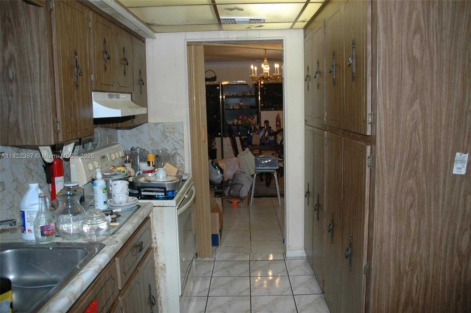 Small Image of 12385 NORTH WEST 4TH AVE, North Miami Number 24