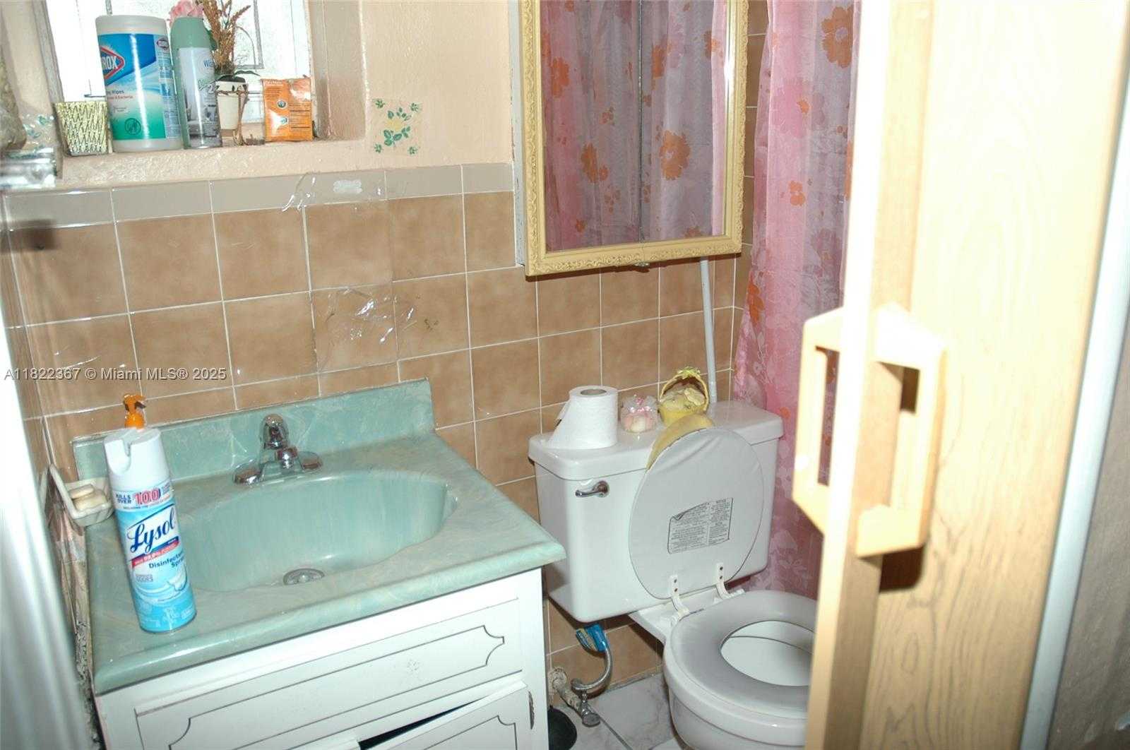 Small Image of 12385 NORTH WEST 4TH AVE, North Miami Number 28