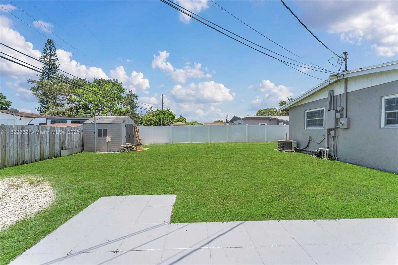 Small Image of 7540 SIMMS ST, Hollywood Number 21