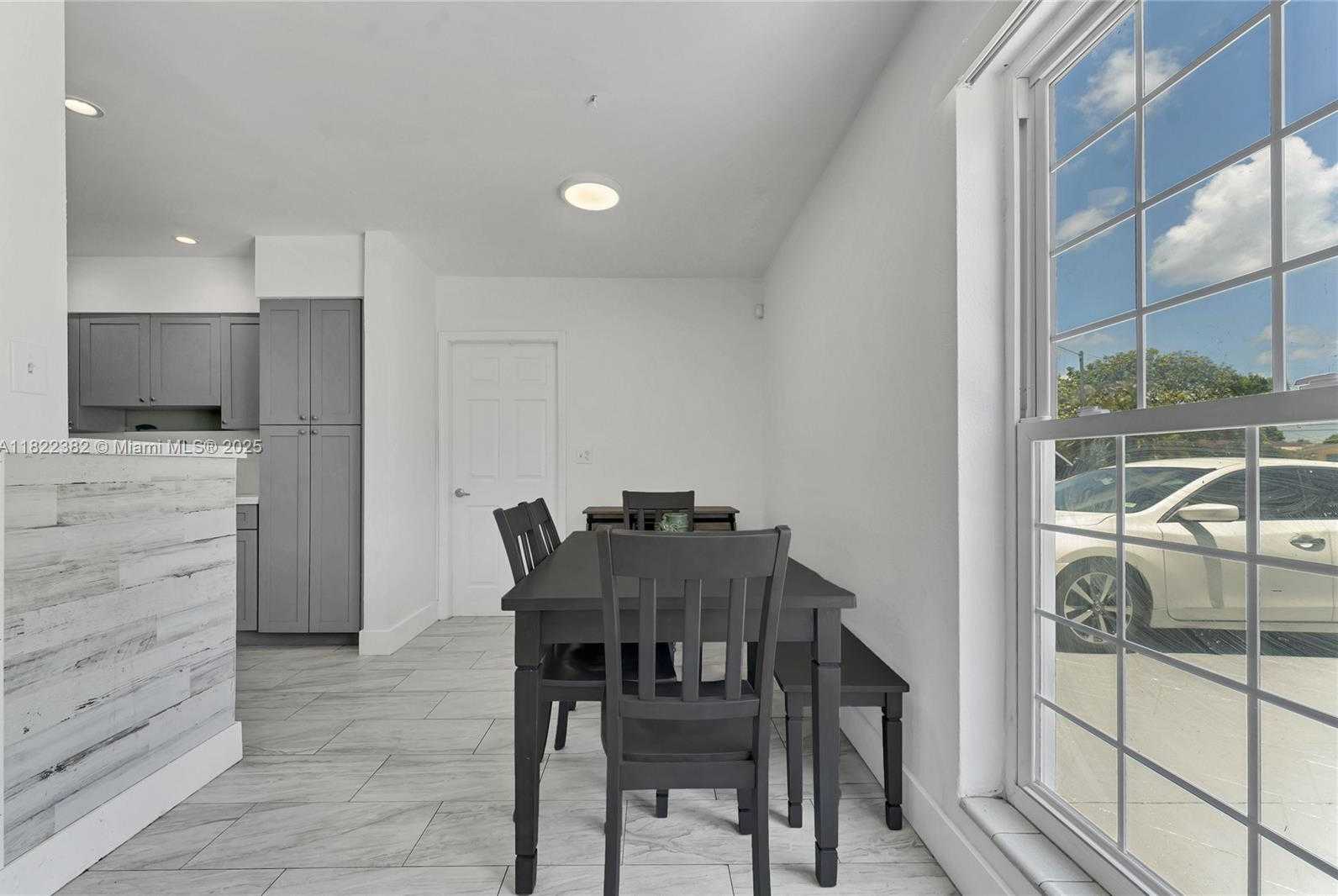Small Image of 7540 SIMMS ST, Hollywood Number 7