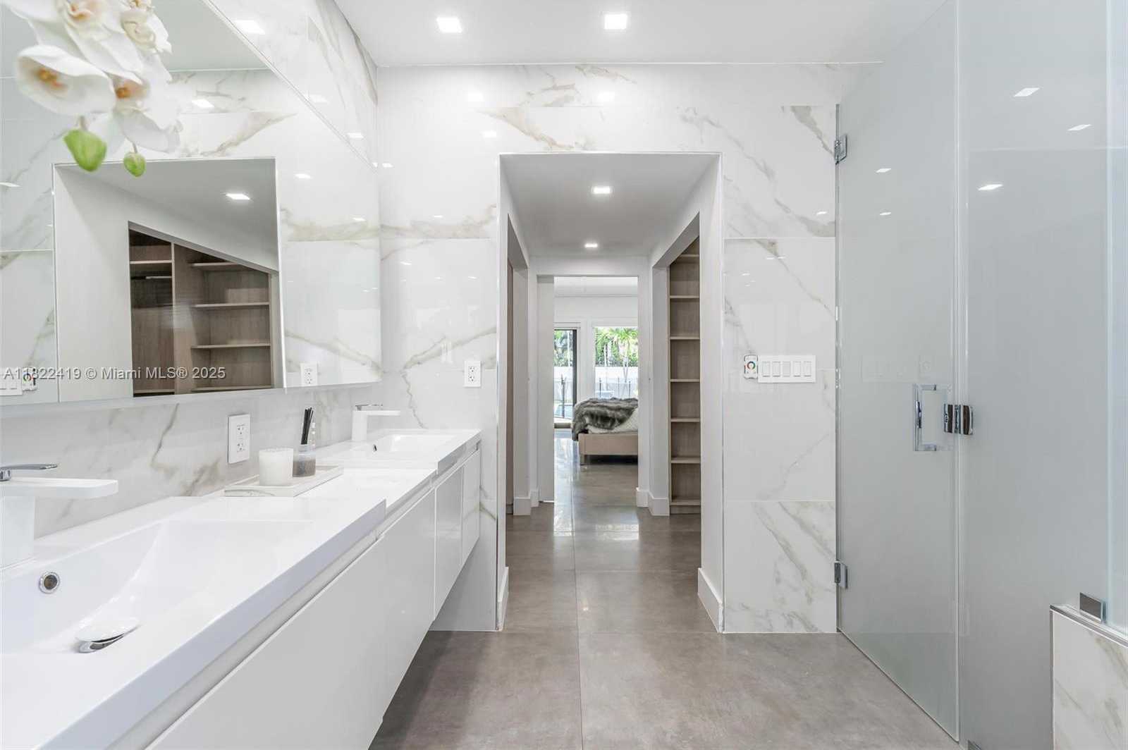 Small Image of 1331 97TH ST, Bay Harbor Islands Number 20
