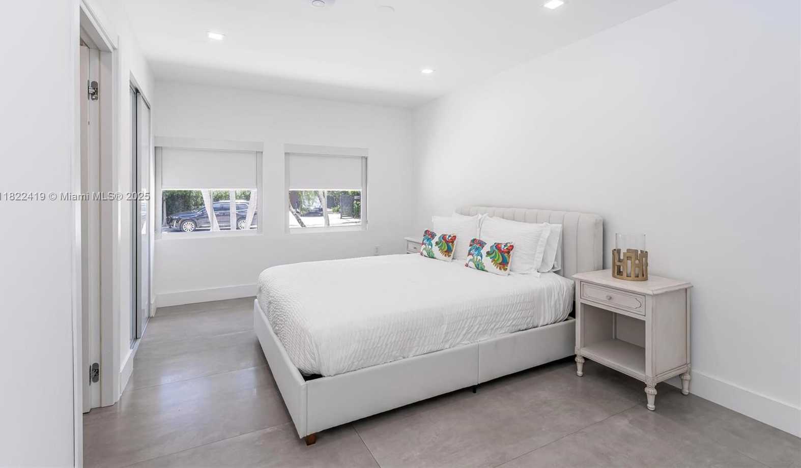 Small Image of 1331 97TH ST, Bay Harbor Islands Number 21