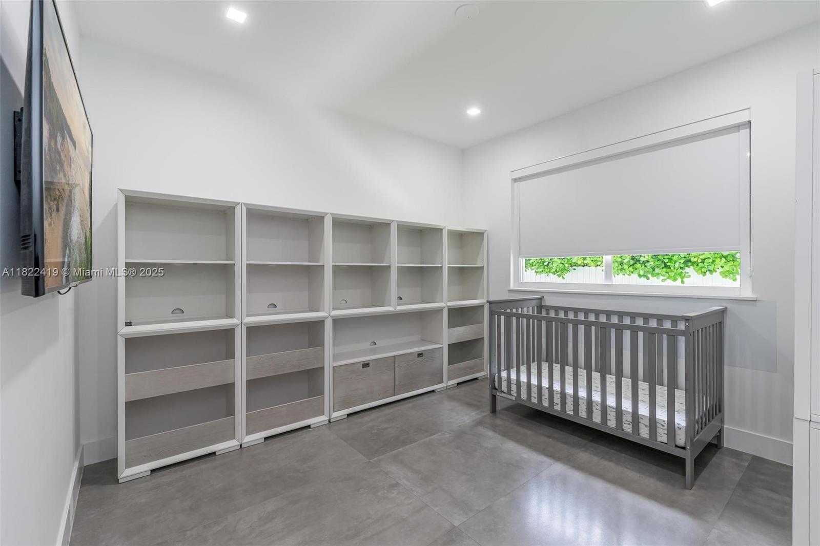 Small Image of 1331 97TH ST, Bay Harbor Islands Number 30
