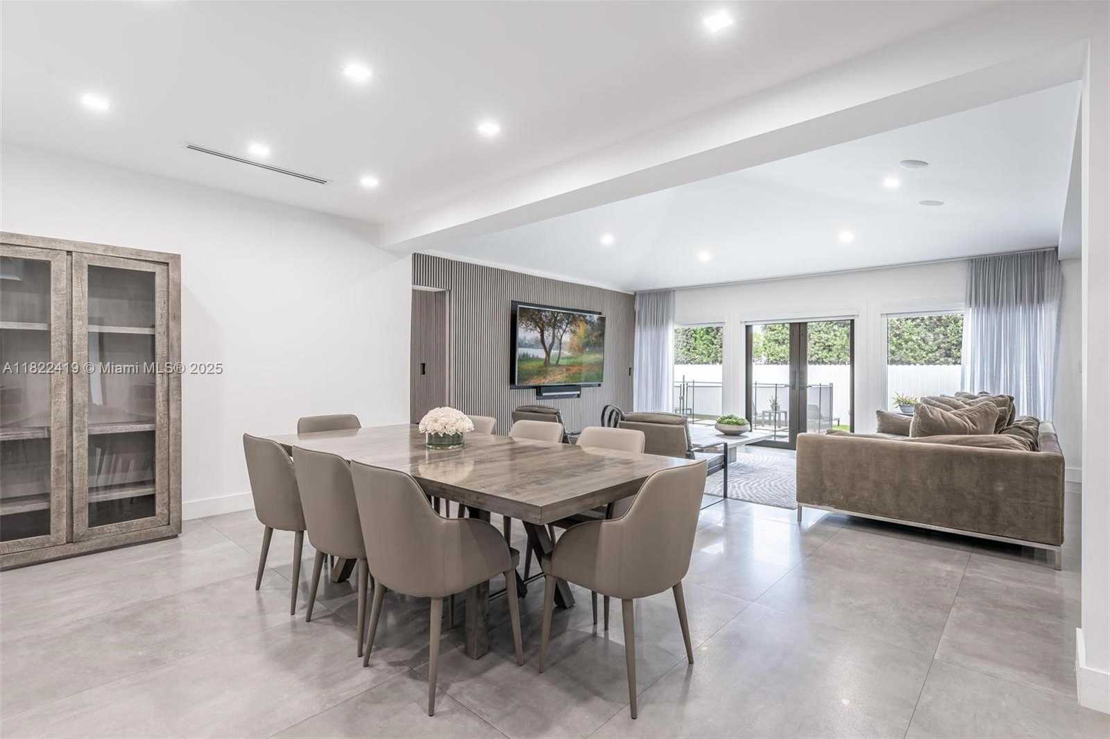 Small Image of 1331 97TH ST, Bay Harbor Islands Number 9