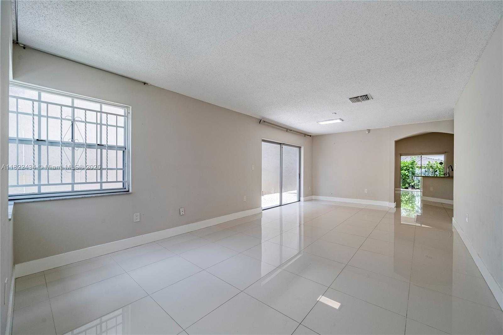 Small Image of 9408 SOUTH WEST 156TH PL, Miami Number 15