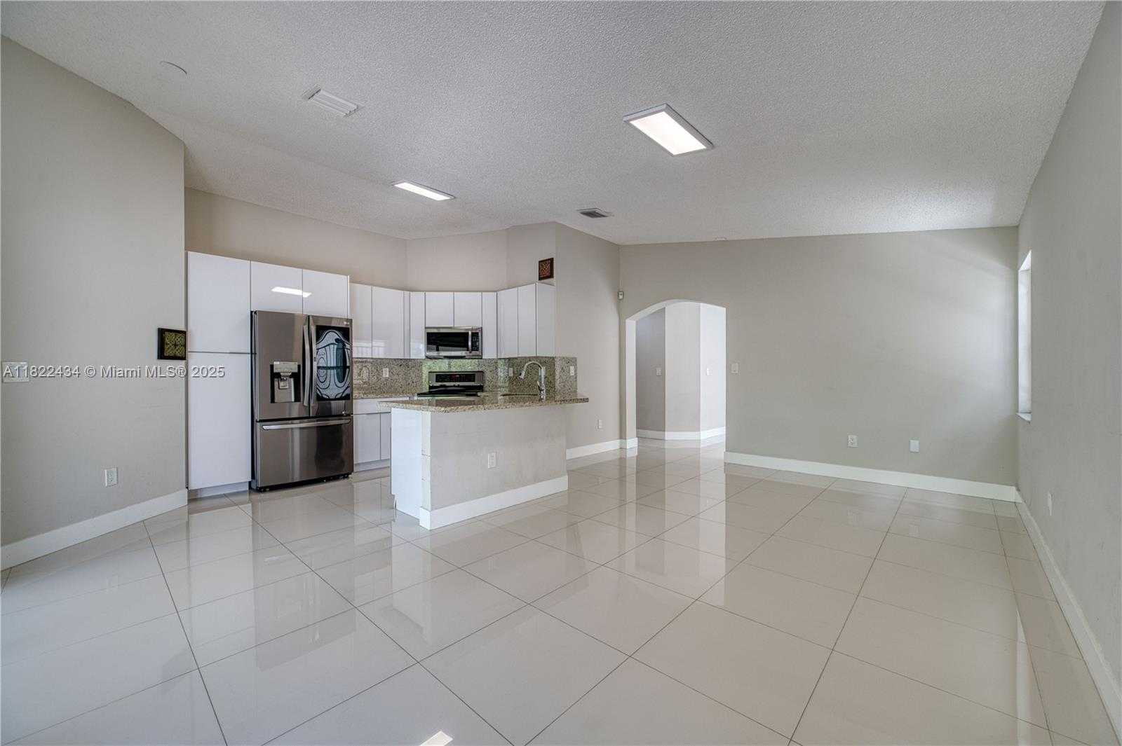 Small Image of 9408 SOUTH WEST 156TH PL, Miami Number 24