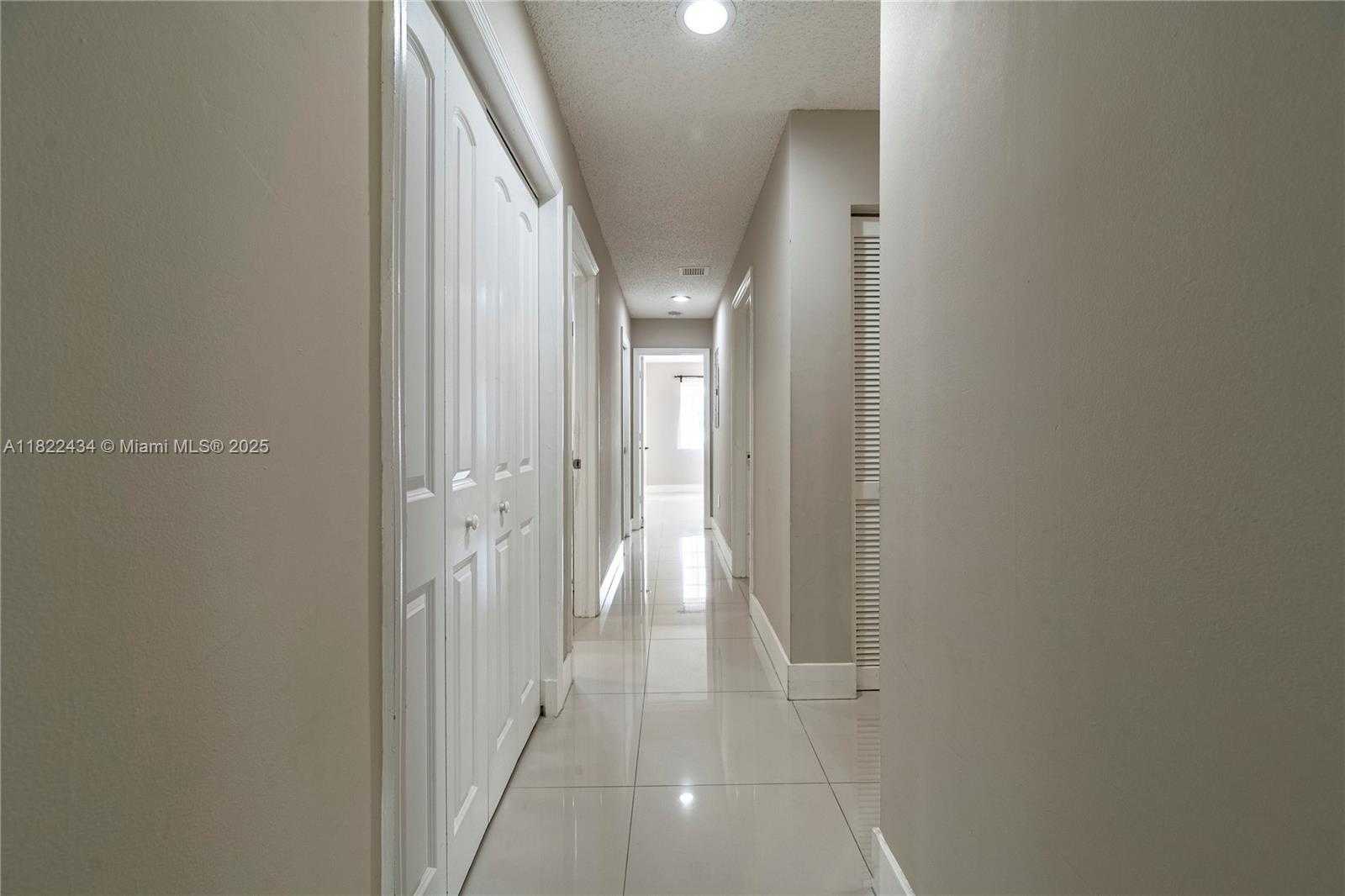 Small Image of 9408 SOUTH WEST 156TH PL, Miami Number 30